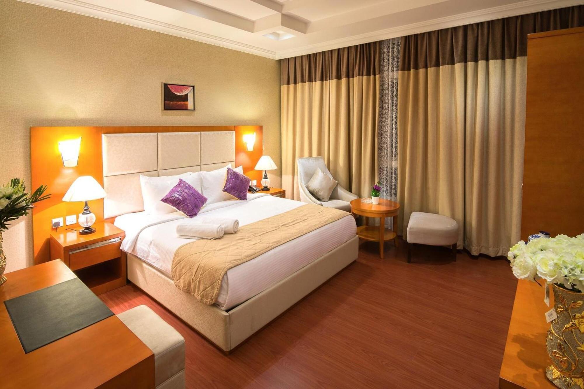 Hotel Ramida Plaza At Delhi Airport New Delhi Extérieur photo